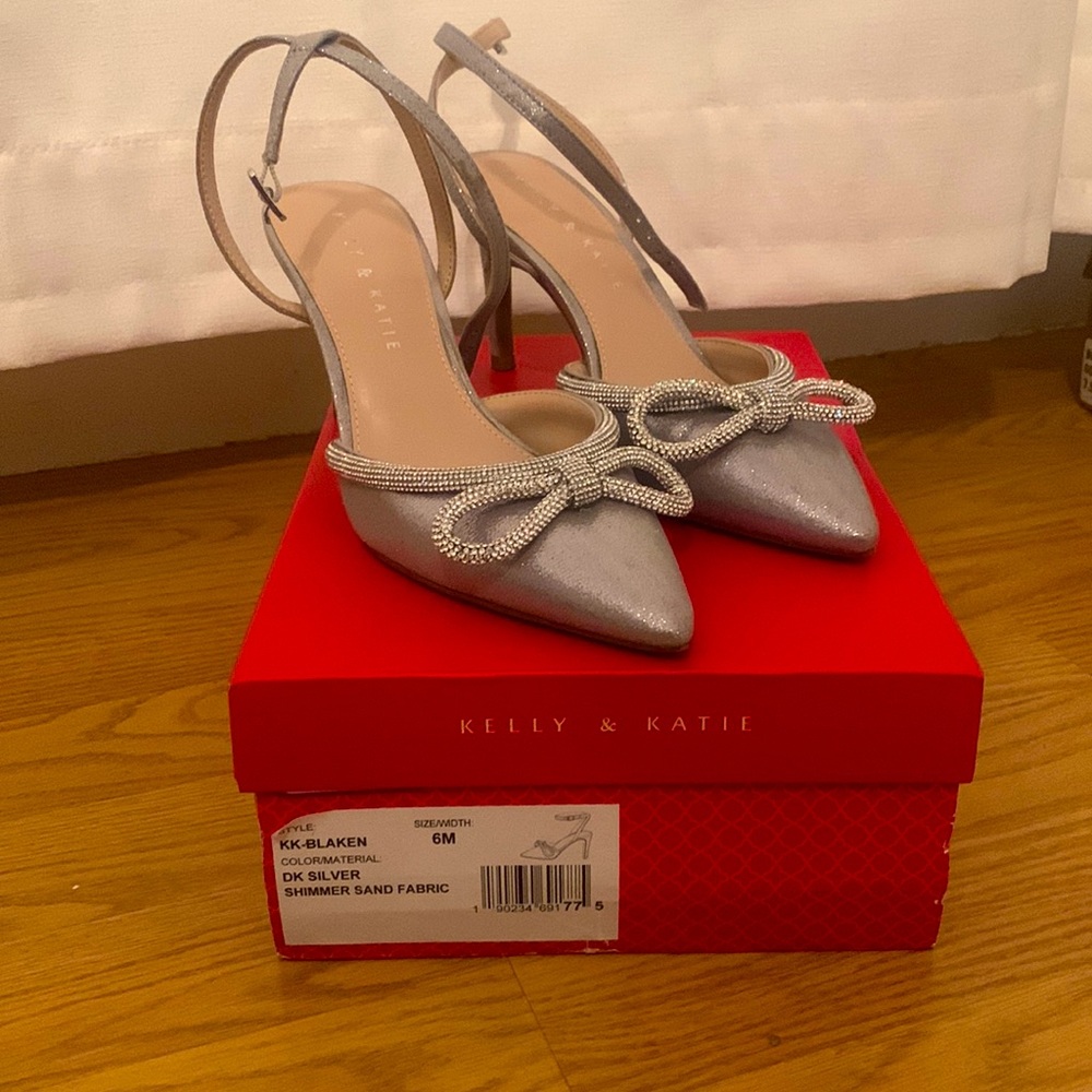 Kelly & Katie Blaken Silver Shimmer Pointed Toe Heels